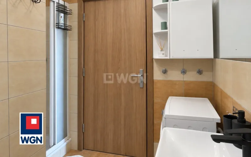 Mieszkanie na  sprzedaż Wrocław - 3 pokoje z balkonem, garażem, windą