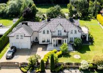 Luksusowy dom dwurodzinny w Malinowicach